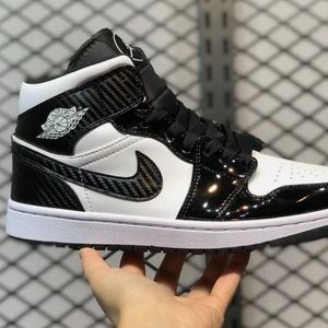 Jordan retro 1 black and white carbon fiber sneakers